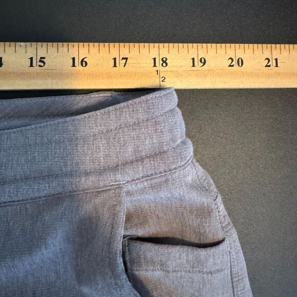 O'Neill Men's Gray Hybrid Outdoor Shorts Cargo Shorts, 10" Inseam, Size 36 - Picture 6 of 7